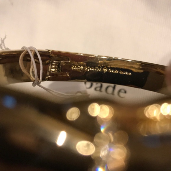 Kate Spade New York Bracelet Puppy Open Hinge Cuff NWT - Picture 6 of 8